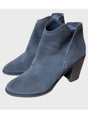 Dolce Vita Women's Shep Suede Booties Size 6 Ankle Slip-on Grey Neutral City